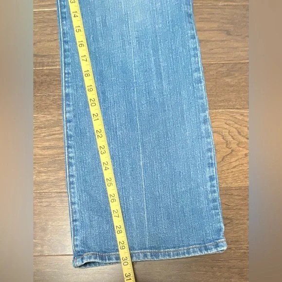 Levi's Low Boot Cut 545 Jeans Light Wash Size 14 Medium - Picture 13 of 14